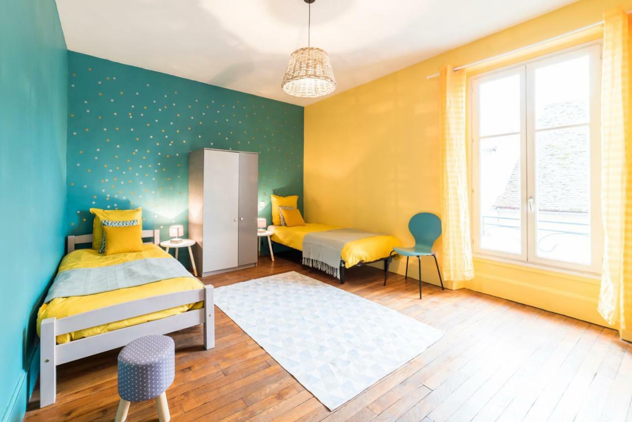 Newcenter Duplex Apartment Оксер Екстериор снимка